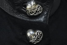 Load image into Gallery viewer, CHROME HEARTS クロムハーツ フード付きフローラルハートボタンレザー切替カシミヤコート ブラック サイズXS 中古 60473