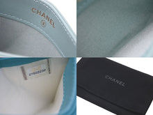 Load image into Gallery viewer, CHANEL シャネル カードケース マトラッセ ココマーク ラムスキン グリーン 27番台 ゴールド金具 美品 中古 60545