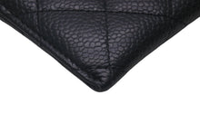 Load image into Gallery viewer, 極美品 CHANEL シャネル カードケース 22番台 ココマーク ブラック キャビアスキン ゴールド金具 中古 60548