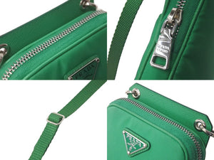 PRADA プラダショルダーバッグ ネックフォンケース 三角ロゴプレート ナイロン テスート グリーン 美品 中古 60606 