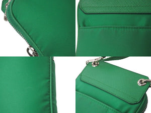 PRADA プラダショルダーバッグ ネックフォンケース 三角ロゴプレート ナイロン テスート グリーン 美品 中古 60606 