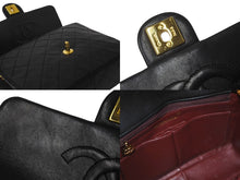 Load image into Gallery viewer, CHANEL シャネル チェーンショルダーバッグ ミニマトラッセ 20cm 1番台 ラムスキン ブラック ゴールド金具 美品 中古 60657