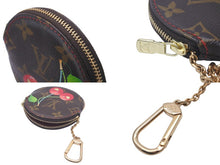 Load image into Gallery viewer, 極美品 LOUIS VUITTON ルイ ヴィトン コインケース M95043 丸型 モノグラム チェリー コーティングキャンバス ブラウン 中古 60662