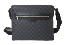 Load image into Gallery viewer, 新品同様品 LOUIS VUITTON ルイヴィトン ショルダーバッグ ダニエルMM N58029 ダミエグラフィットブラック シルバー金具 中古 60668