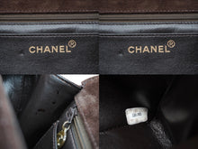 Load image into Gallery viewer, CHANEL シャネル ショルダーバック マトラッセ30 スウェード チェーンショルダーバッグ ブラウン 5番台 良品 中古 60682