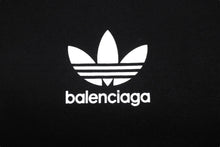 Load image into Gallery viewer, 極美品 BALENCIAGA バレンシアガ 長袖Ｔシャツ 23SS ロゴ スリーライン アディダスコラボ サイズ4 728789 TNVA6 8482 中古 60753