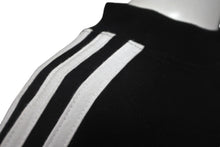 Load image into Gallery viewer, 極美品 BALENCIAGA バレンシアガ 長袖Ｔシャツ 23SS ロゴ スリーライン アディダスコラボ サイズ4 728789 TNVA6 8482 中古 60753