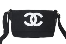 Load image into Gallery viewer, 極美品 CHANEL シャネル ショルダーバッグ ココマーク パイル ブラック シルバー金具 中古 60760