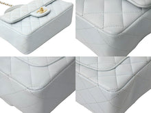 Load image into Gallery viewer, CHANEL シャネル ショルダーバッグ マトラッセ トップハンドル ミニフラップバッグ AS2431 ゴールド金具 美品 中古 60805