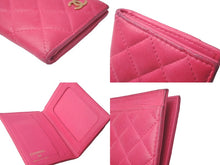 Load image into Gallery viewer, CHANEL シャネル マトラッセ カードケース 二つ折り 21番台 ラムスキン ピンク ゴールド金具 美品 中古 60808