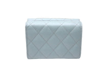 Load image into Gallery viewer, 極美品 CHANEL シャネル クラシック スモール フラップ ウォレット マトラッセ 31番台 キャビアスキン グリーン ゴールド金具 中古 60809