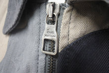 Load image into Gallery viewer, 極美品 LOUIS VUITTON ルイヴィトン パッチワーク デニムジャケット KID SUPER サイズ52 コットン HPA87WCKL 中古 60889