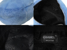 Load image into Gallery viewer, 極美品 CHANEL シャネル チェーンショルダーバッグ ラビットファー ココマーク 7番台 2002年 ブルー シルバー金具 中古 60945