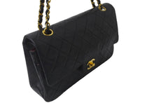 Load image into Gallery viewer, CHANEL シャネル チェーンショルダーバッグ Wフラップ マトラッセ25 ラムスキン 2番台 ブラック ゴールド金具 美品 中古 60958