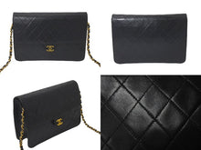Load image into Gallery viewer, CHANEL シャネル マトラッセ チェーンショルダーバッグ ココマーク 5番台 プッシュロック ブラック ラムスキン ゴールド金具 美品 中古 60963