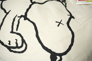 新品未使用品 KAWS×UNIQLO カウズ×ユニクロ トートバッグ ピーナッツ 401707 シルバー金具 中古 60967