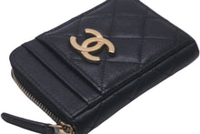 Load image into Gallery viewer, CHANEL シャネル ジップカードコインケース ココマーク AP2966 シャイニーグレインドカーフスキン ゴールド金具 美品 中古 60975