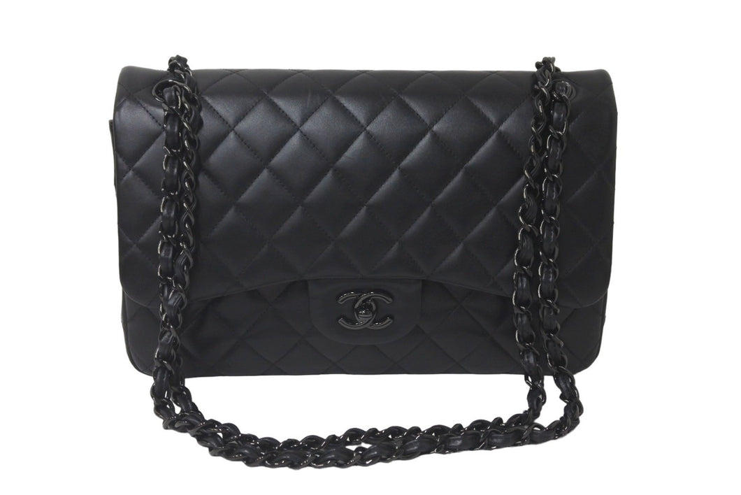 極美品 CHANEL シャネル チェーンショルダーバッグ マトラッセ30 Wフラップ A58600 ソーブラック ランダムシリアル 中古 60978