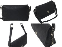 Load image into Gallery viewer, CHANEL シャネル マトラッセ ワンショルダーバッグ ココマーク 25番台 ブラック レザー シルバー金具 美品 中古 60979