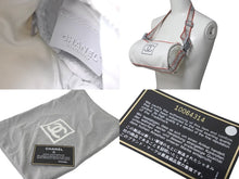 Load image into Gallery viewer, CHANEL シャネル スポーツライン ショルダーバッグ ドラム型 10番台 ナイロン キャンバス ホワイト グレー レッド 良品 中古 60980