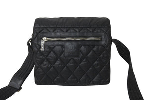 CHANEL シャネル コココクーン マトラッセ ショルダーバッグ A48616 18番台 ナイロン ブラック シルバー金具 美品 中古 60981
