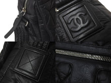 Load image into Gallery viewer, CHANEL シャネル コココクーン マトラッセ ショルダーバッグ A48616 18番台 ナイロン ブラック シルバー金具 美品 中古 60981