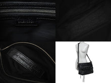 Load image into Gallery viewer, 極美品 BALENCIAGA バレンシアガ ショルダーバッグ LE CAGOLE ルカゴール ミディアム 719093210KR1000 ブラック 中古 61009