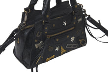 Load image into Gallery viewer, BALENCIAGA バレンシアガ ネオクラシックミニ ２WAYハンドバッグ 1000スト 693913 レザー ブラック ゴールド金具 美品 中古 61014