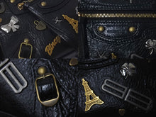 Load image into Gallery viewer, BALENCIAGA バレンシアガ ネオクラシックミニ ２WAYハンドバッグ 1000スト 693913 レザー ブラック ゴールド金具 美品 中古 61014