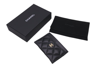 新品同様 CHANEL シャネル マトラッセ カードケース キャビアスキン ブラック ランダム番台 小物 ロゴ ココマーク 中古 61026