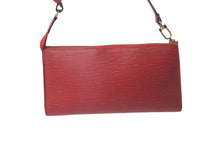Load image into Gallery viewer, LOUIS VUITTON ルイ ヴィトン アクセサリーポーチ M52948 ポシェット アクセソワール エピ レザー レッド 美品 中古 61079