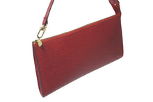 Load image into Gallery viewer, LOUIS VUITTON ルイ ヴィトン アクセサリーポーチ M52948 ポシェット アクセソワール エピ レザー レッド 美品 中古 61079