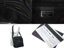 Load image into Gallery viewer, PRADA プラダ ショルダーバッグ 2VH029 トライアングルロゴ ナイロン サフィアーノレザー ブラック シルバー金具 良品 中古 61093
