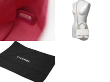 Load image into Gallery viewer, CHANEL シャネル マトラッセ ハンドバッグ シングルフラップ チェーンショルダー 29番台 ホワイト 美品 中古 61100