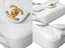 Load image into Gallery viewer, CHANEL シャネル マトラッセ ハンドバッグ シングルフラップ チェーンショルダー 29番台 ホワイト 美品 中古 61100