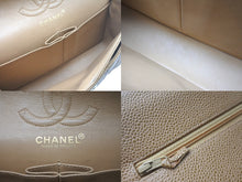Load image into Gallery viewer, 極美品 CHANEL マトラッセ Wフラップ チェーンショルダー キャビアスキン 6番台 23cm ショルダーバッグ ベージュ ゴールド金具 中古 61101