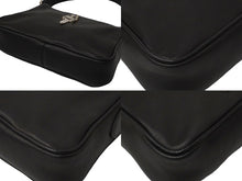 Load image into Gallery viewer, 新品同様品 CHROME HEARTS クロムハーツ ショルダーバッグ チキンナゲットスモール ダガー レザー シルバー925 ブラック 中古 61113