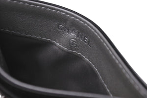 新品同様 CHANEL シャネル カメリア カードケース ココマーク 16番台 ブラック ラムスキン 中古 61194
