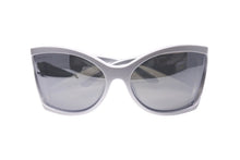 Load image into Gallery viewer, 極美品 BALENCIAGA バレンシアガ バタフライフレームサングラス 657842 BB0154S グレー サイズ72□18-115 中古 61201