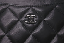 Load image into Gallery viewer, 極美品 CHANEL シャネル ココマーク マトラッセ カードケース 31番台 ラムスキン ソーブラック 中古 61255