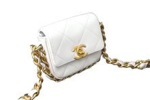 Load image into Gallery viewer, 極美品 CHANEL シャネル マトラッセ ココマーク チェーン ショルダーバッグ カーフスキン AS2833 ランダム番号 ホワイト 中古 61260
