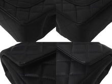 Load image into Gallery viewer, CHANEL シャネル ミニ マトラッセ チェーン ショルダーバッグ 30番台 ラムスキン ブラック ココマーク ロゴ 美品 中古 61330