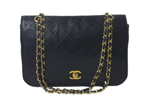 CHANEL シャネル マトラッセ チェーン ショルダーバッグ 初期モデル ０番台 ブラック ココマーク 斜め掛け ロゴ 美品 中古 61331