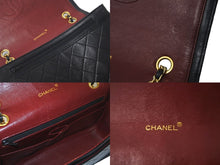 Load image into Gallery viewer, CHANEL シャネル マトラッセ チェーン ショルダーバッグ 初期モデル ０番台 ブラック ココマーク 斜め掛け ロゴ 美品 中古 61331