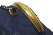 Load image into Gallery viewer, 極美品 CHANEL シャネル バニティチェーンショルダーバッグ トップハンドル ランダム カーフ ネイビー ゴールド金具 中古 61398