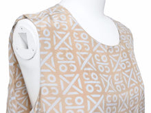 Load image into Gallery viewer, CHANEL シャネル トップス タンクトップ キャミソール シルク ロゴ ベージュ ホワイト レディース 良品 N34235